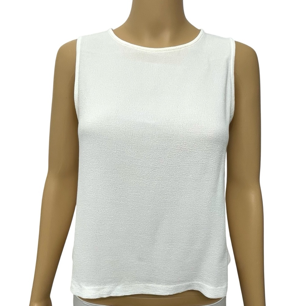 Jieru light Textured Ivory White Sleeveless Top Blouse Women’s Size Medium